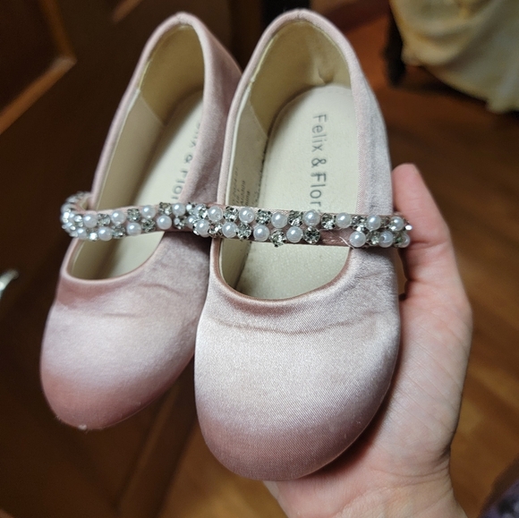 Rose Gold Toddler slip on flats - Picture 2 of 4